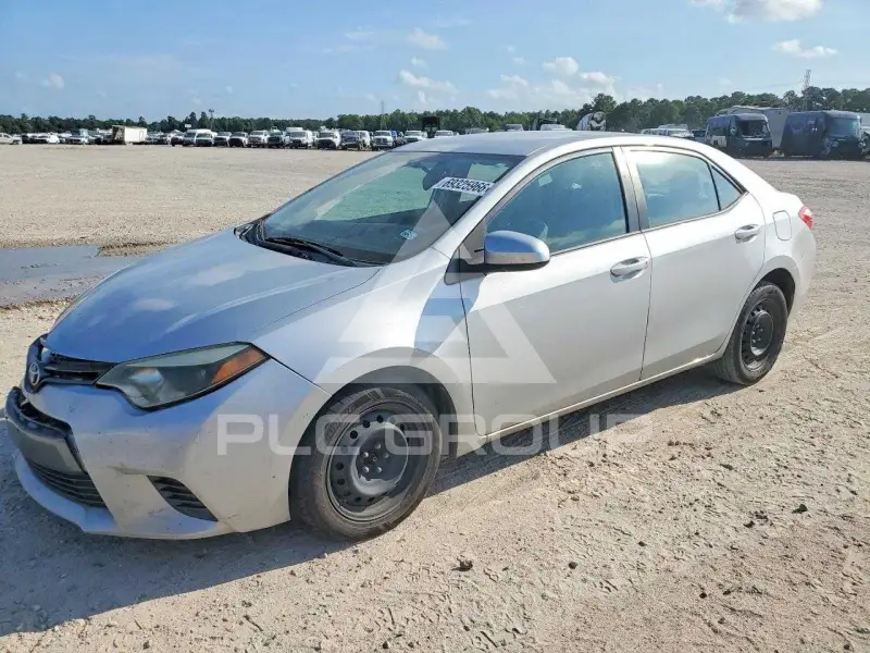 2015 Toyota COROLLA фото