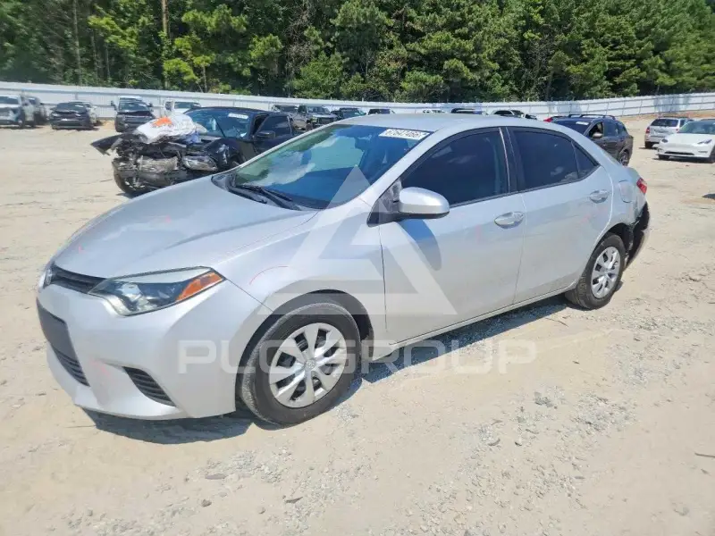 2015 Toyota COROLLA фото