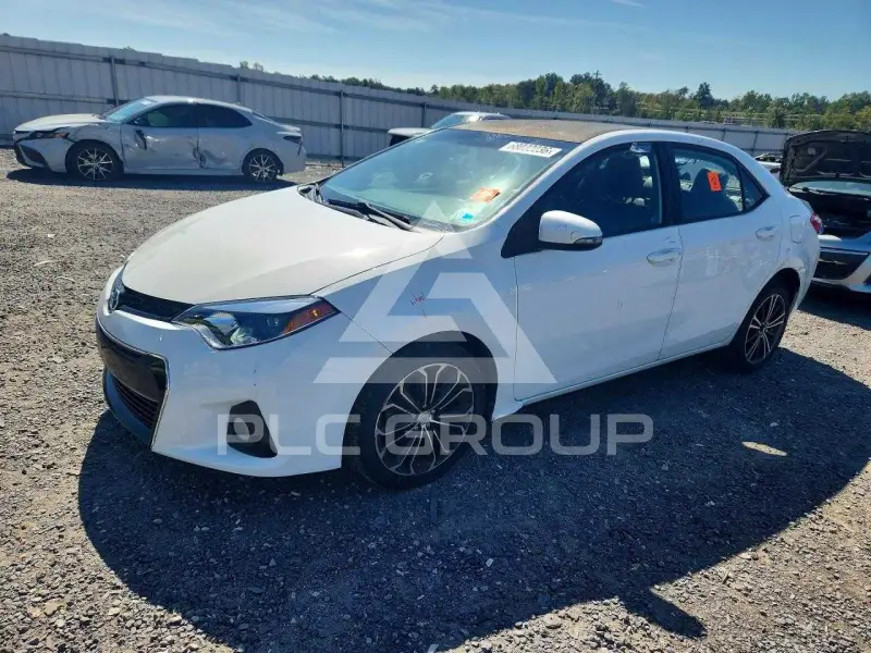 2015 Toyota COROLLA фото