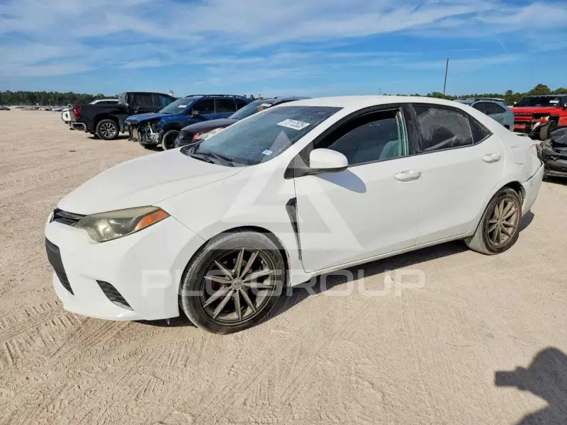 2015 Toyota COROLLA фото