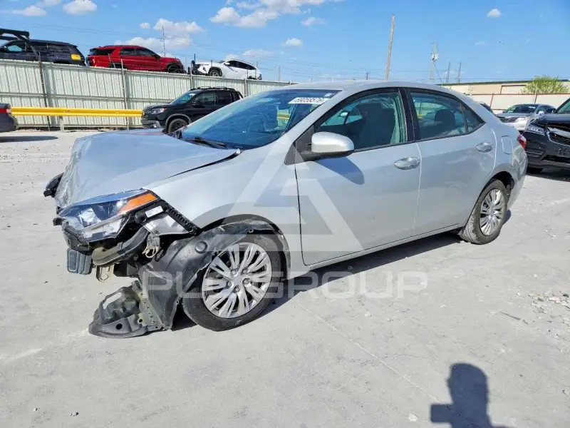 2015 Toyota COROLLA фото