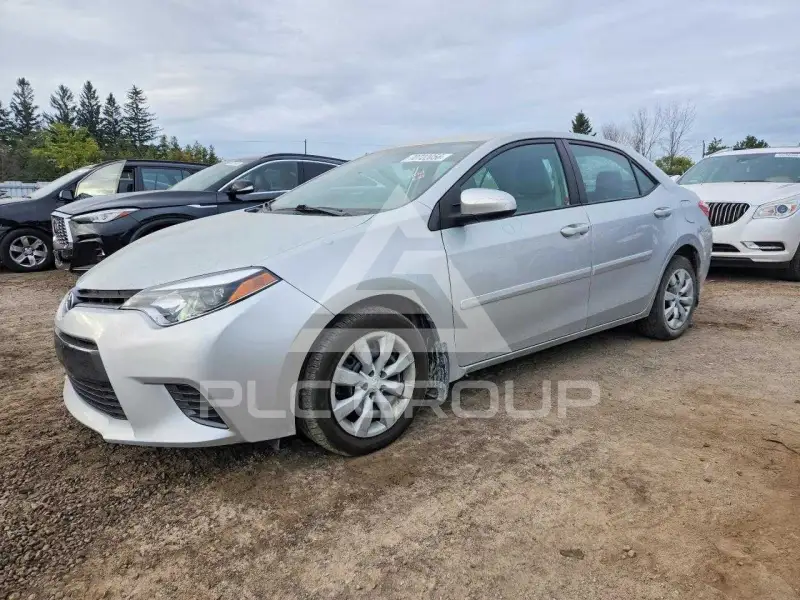 2015 Toyota COROLLA фото