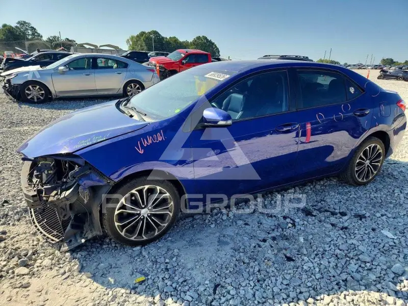 2015 Toyota COROLLA фото