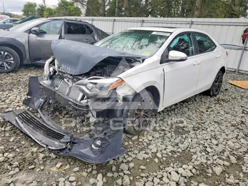 2015 Toyota COROLLA фото