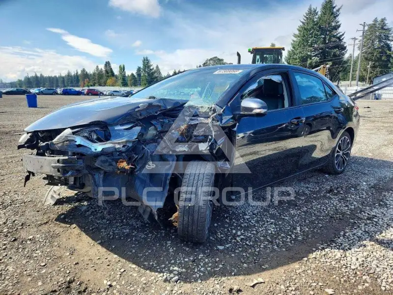 2015 Toyota COROLLA фото