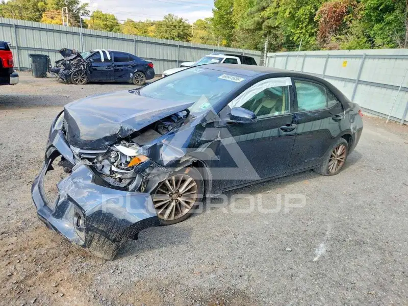2015 Toyota COROLLA фото