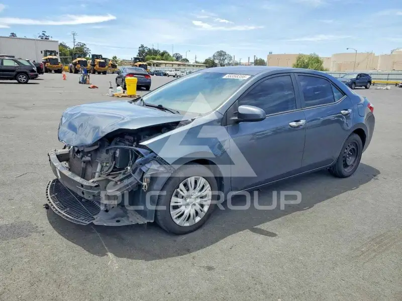 2015 Toyota COROLLA фото