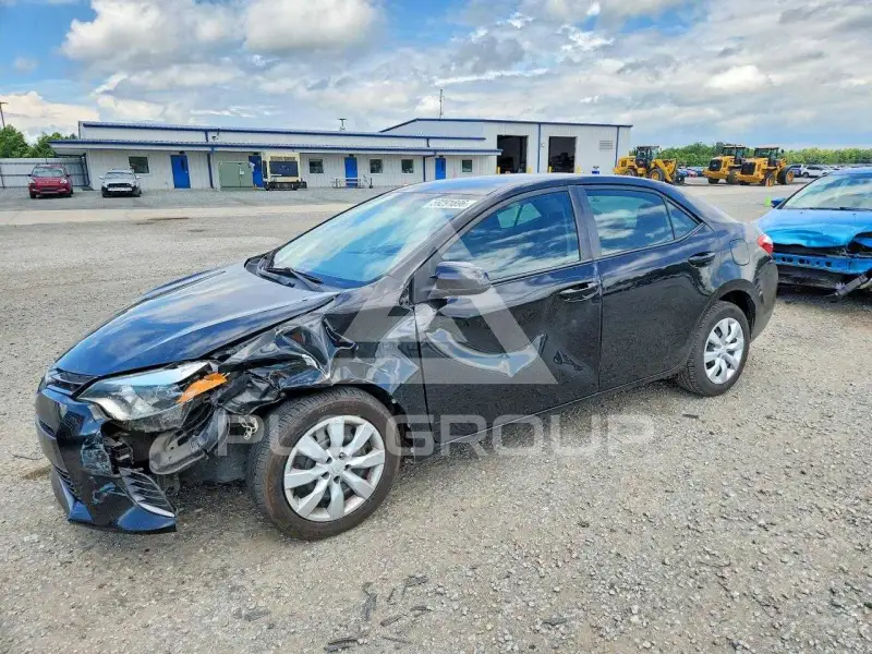 2015 Toyota COROLLA фото