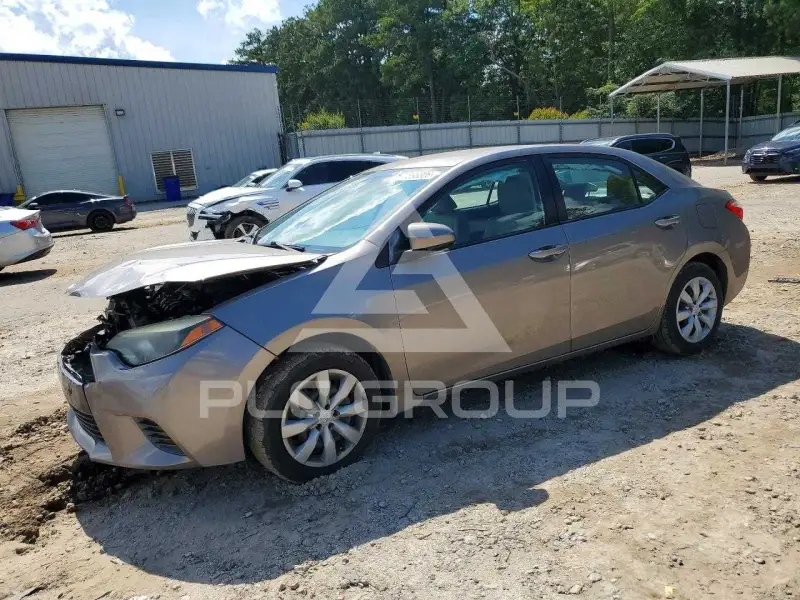 2015 Toyota COROLLA фото