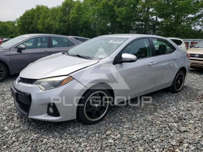 2015 Toyota COROLLA фото