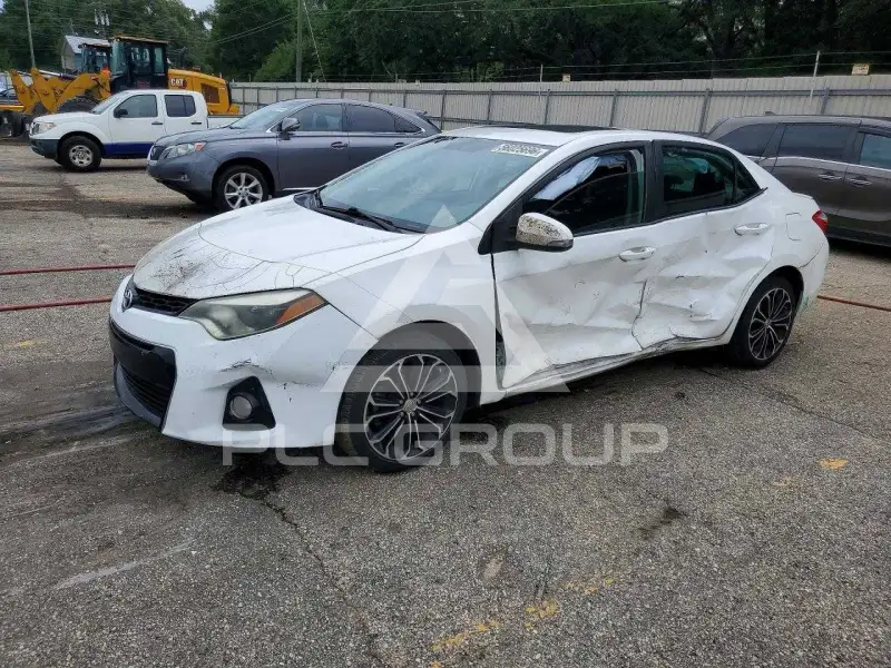 2015 Toyota COROLLA фото