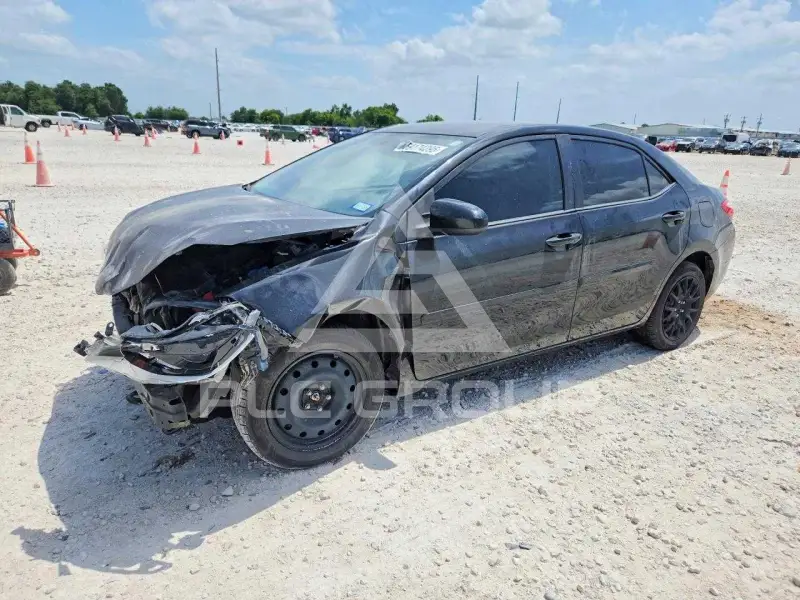 2015 Toyota COROLLA фото