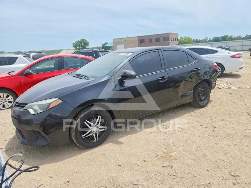 2015 Toyota COROLLA фото