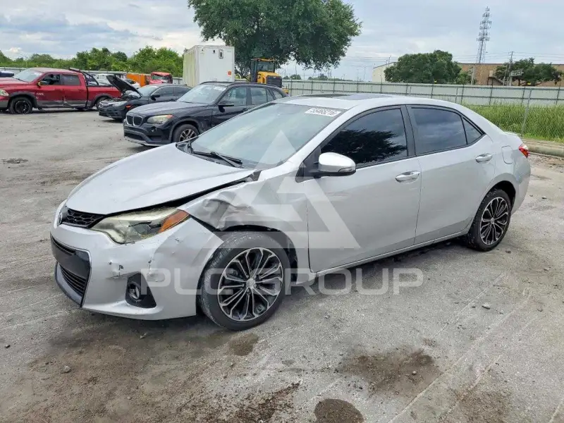 2015 Toyota COROLLA фото
