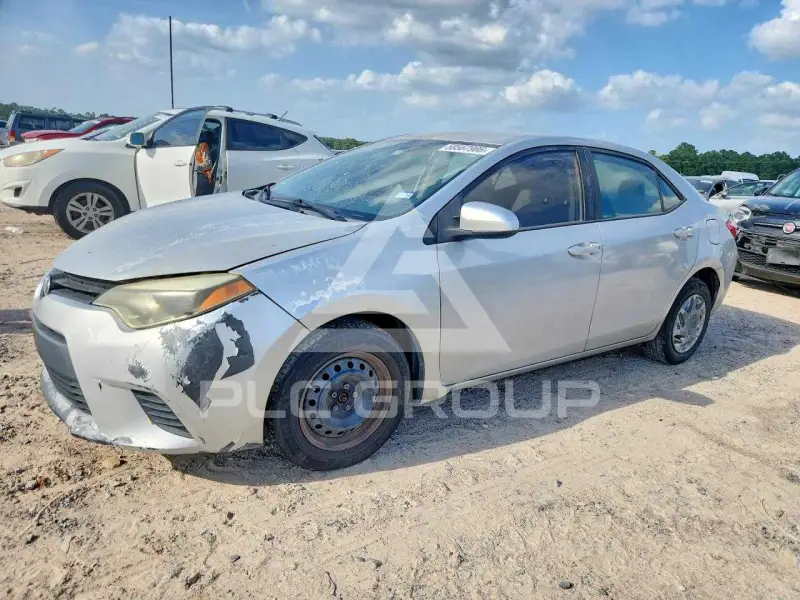 2015 Toyota COROLLA фото
