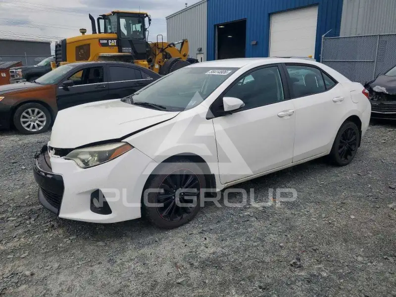 2015 Toyota COROLLA фото