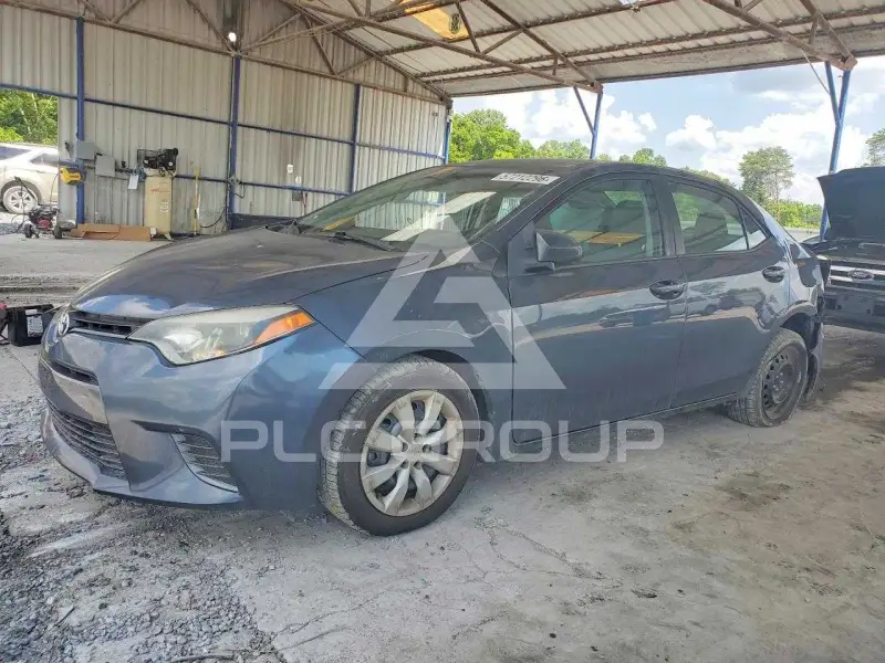 2015 Toyota COROLLA фото