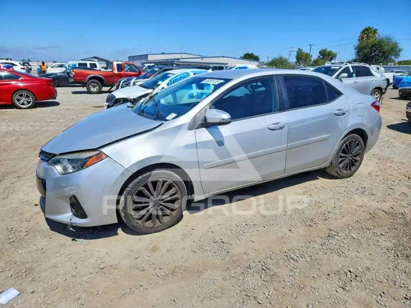 2015 Toyota COROLLA photo