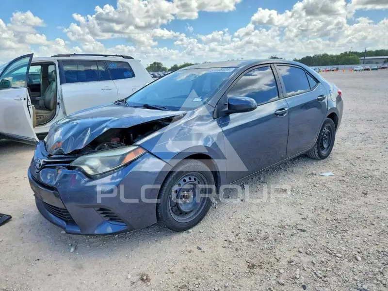 2015 Toyota COROLLA фото