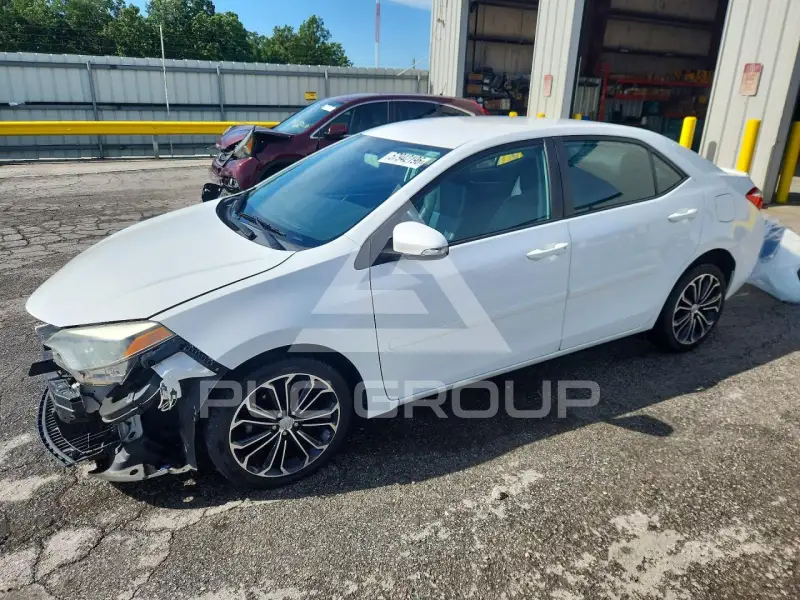 2015 Toyota COROLLA фото