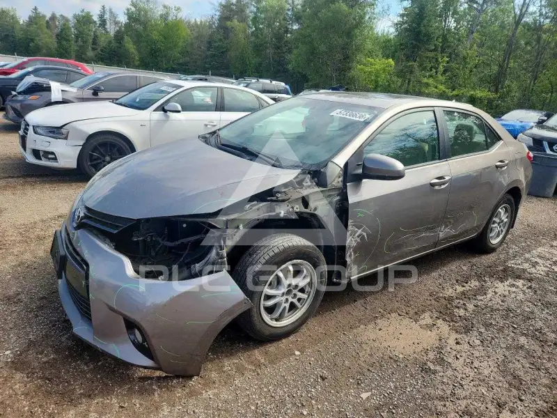 2015 Toyota COROLLA фото