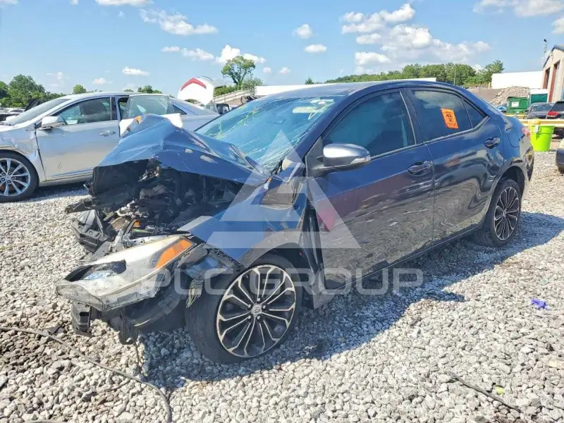 2015 Toyota COROLLA фото