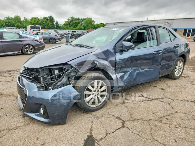 2015 Toyota COROLLA фото