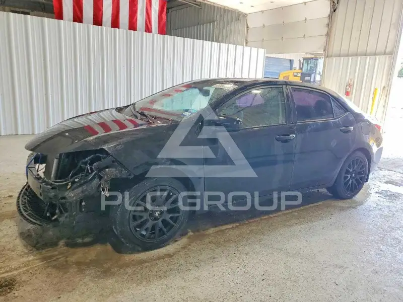 2015 Toyota COROLLA фото