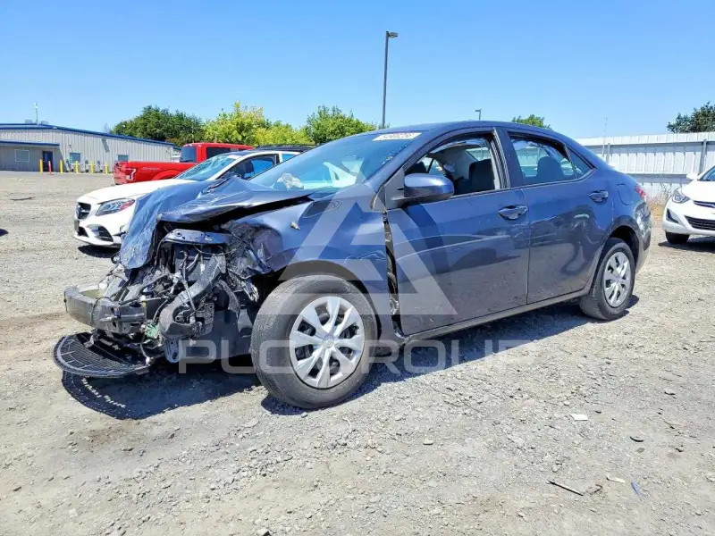 2015 Toyota COROLLA фото
