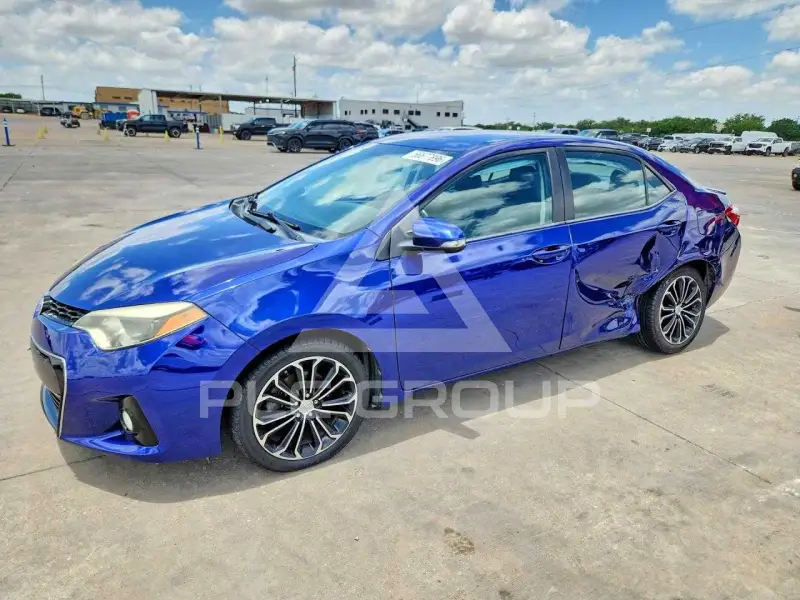 2015 Toyota COROLLA фото