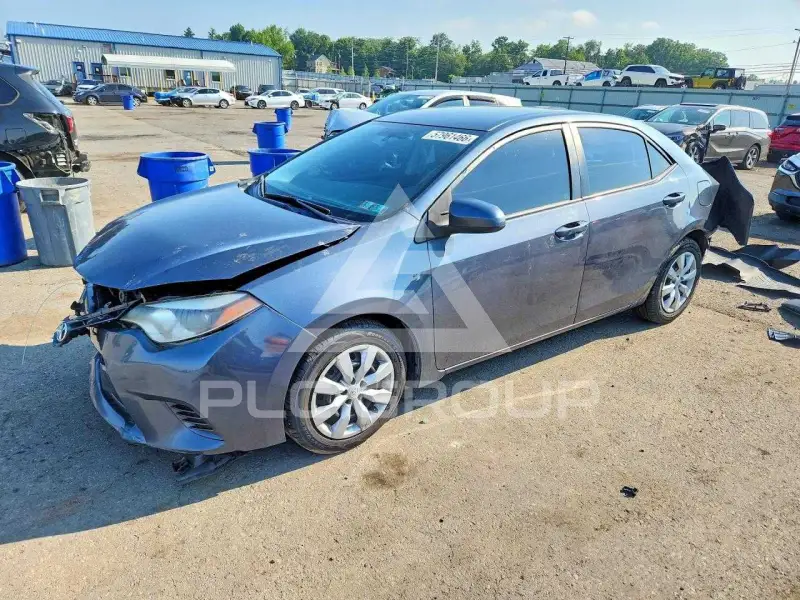 2015 Toyota COROLLA фото