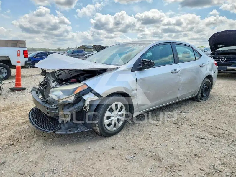2015 Toyota COROLLA photo