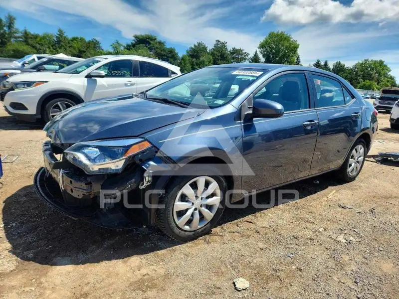 2015 Toyota COROLLA фото