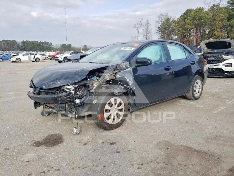 2015 Toyota COROLLA фото