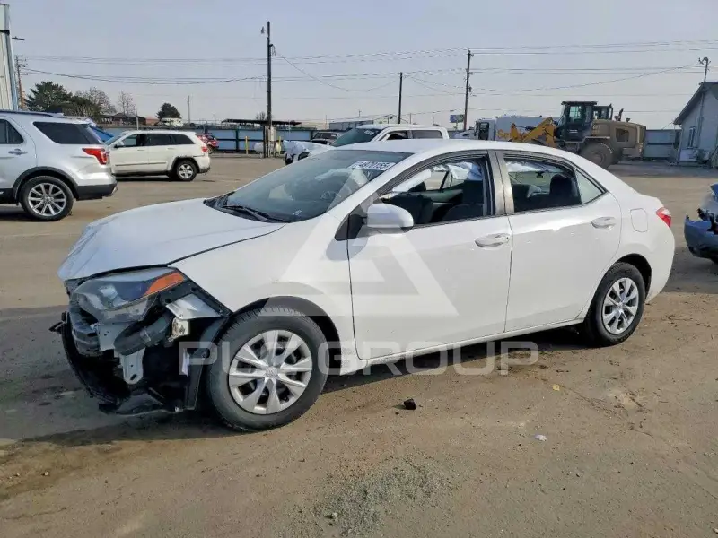 2015 Toyota COROLLA фото