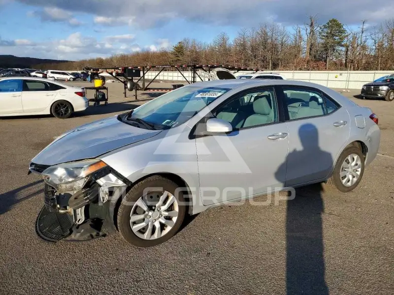 2015 Toyota COROLLA photo