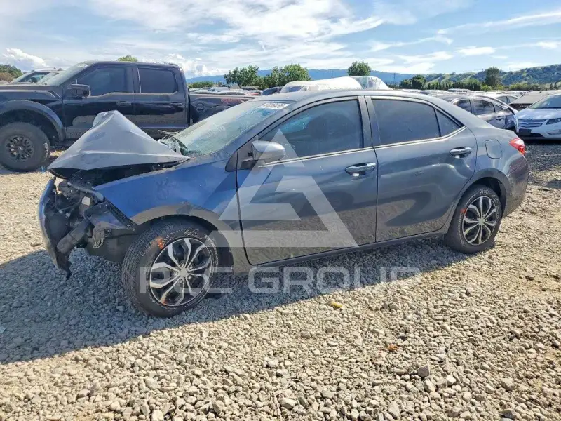 2015 Toyota COROLLA photo