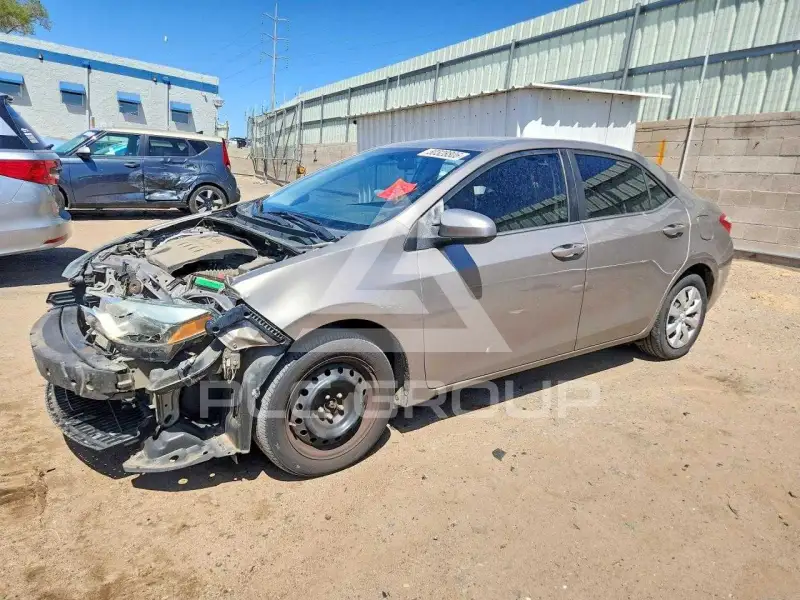 2015 Toyota COROLLA фото
