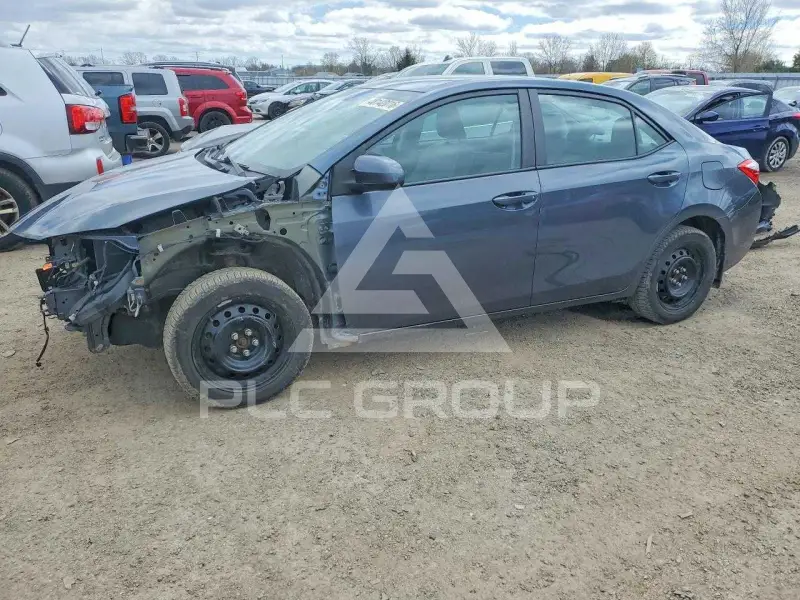 2015 Toyota COROLLA фото