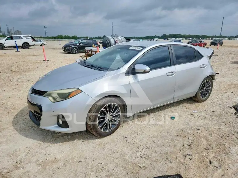 2015 Toyota COROLLA фото