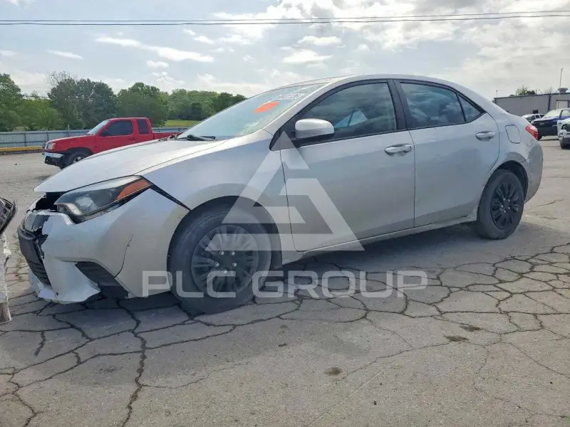 2015 Toyota COROLLA фото