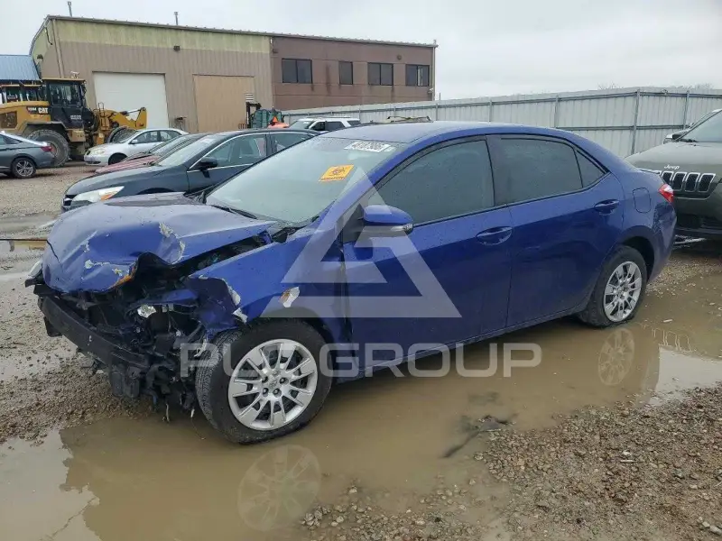 2015 Toyota COROLLA фото