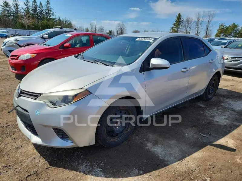 2015 Toyota COROLLA фото