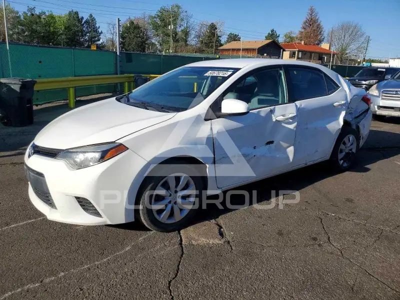 2015 Toyota COROLLA фото