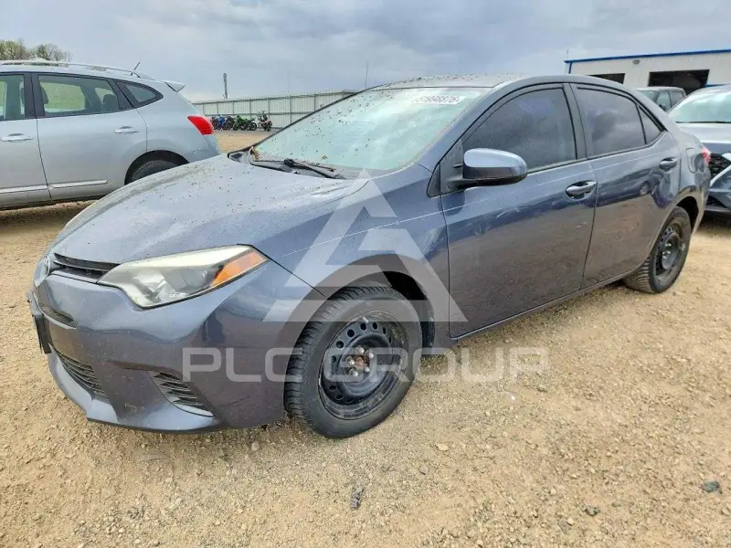 2015 Toyota COROLLA фото