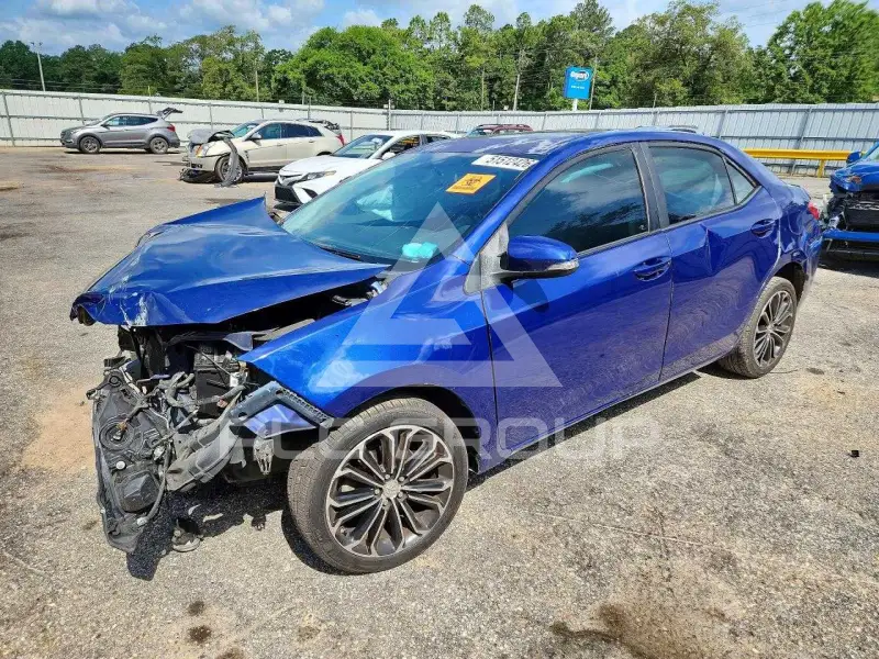 2015 Toyota COROLLA фото