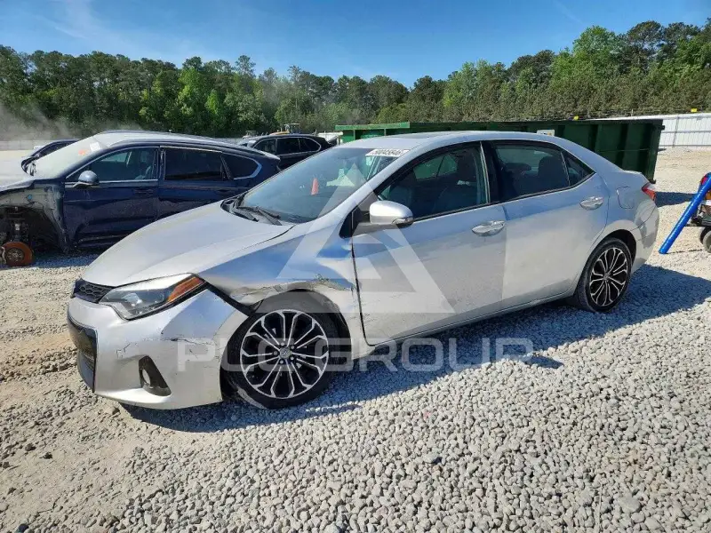 2015 Toyota COROLLA фото