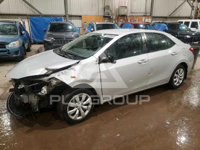 2015 Toyota COROLLA фото