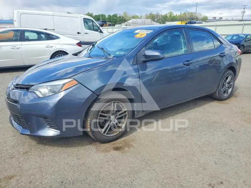 2015 Toyota COROLLA фото