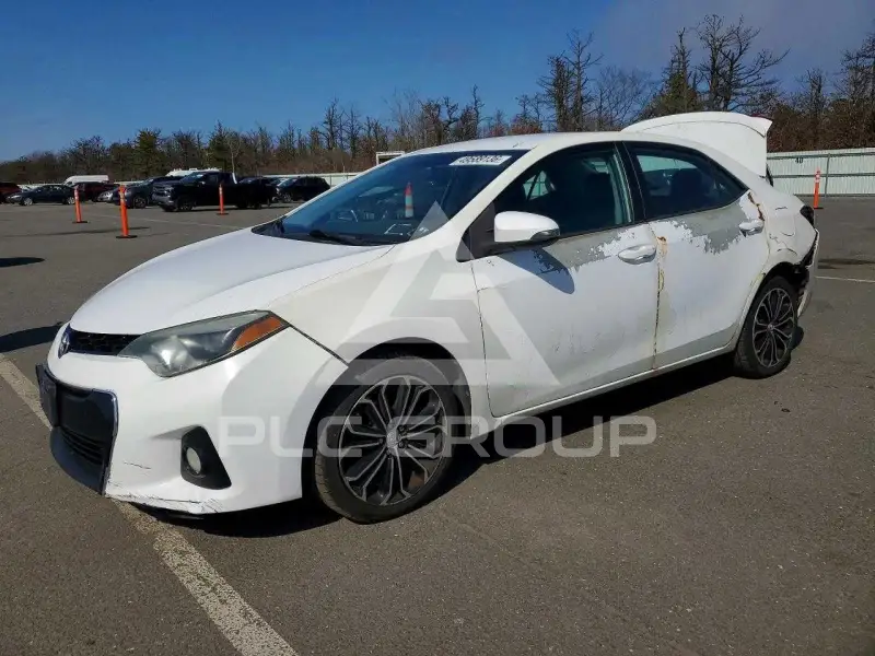 2015 Toyota COROLLA фото